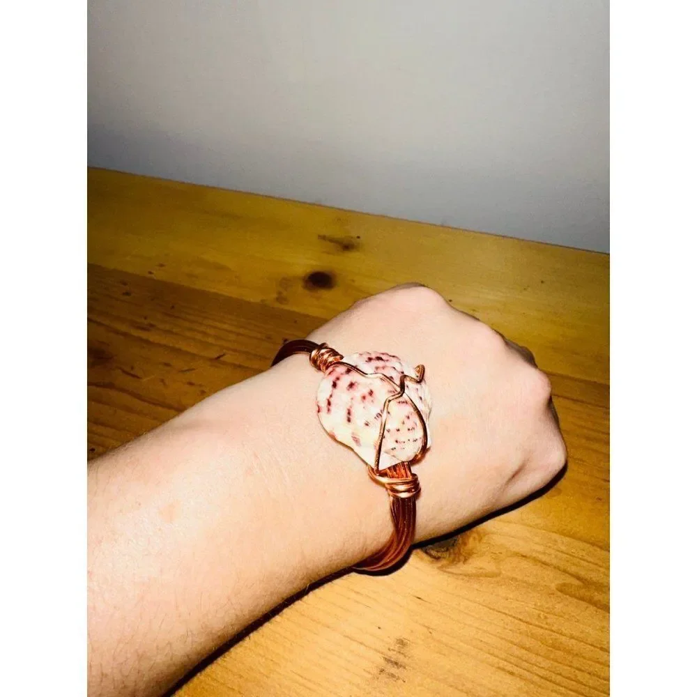Wrapped Seashell Bracelet Rose Gold‎ Copper Wire
